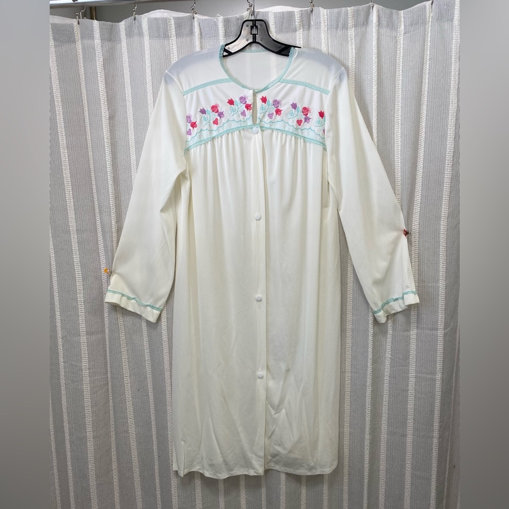 Vintage‎ Robe Dressing Gown House Dress Housecoat Embroidered 100% Nylon Size M